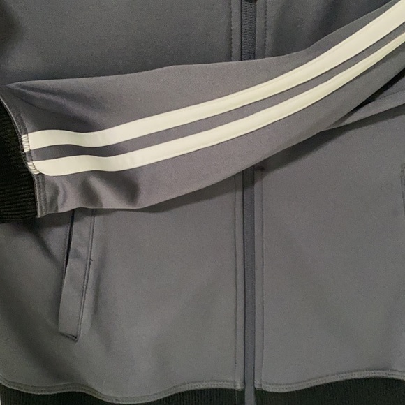 Zip up jacket - Picture 2 of 2